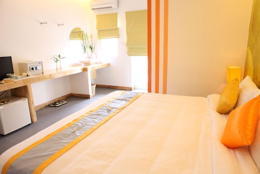 The Frangipani Living Arts Hotel And Spa Phnom Penh Esterno foto