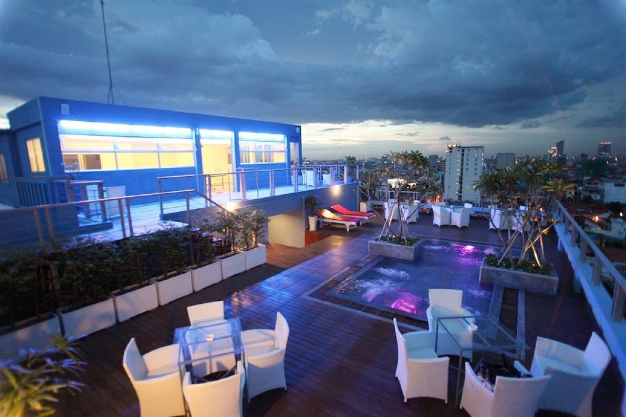 The Frangipani Living Arts Hotel And Spa Phnom Penh Esterno foto