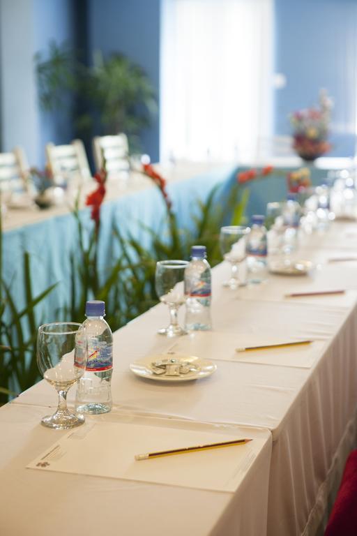 The Frangipani Living Arts Hotel And Spa Phnom Penh Esterno foto