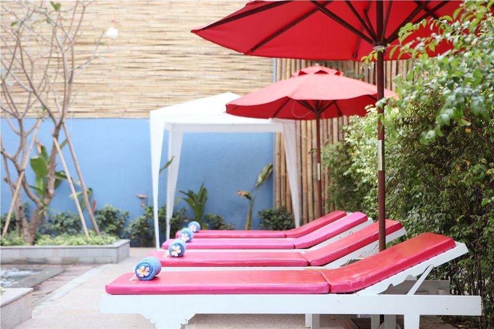 The Frangipani Living Arts Hotel And Spa Phnom Penh Esterno foto