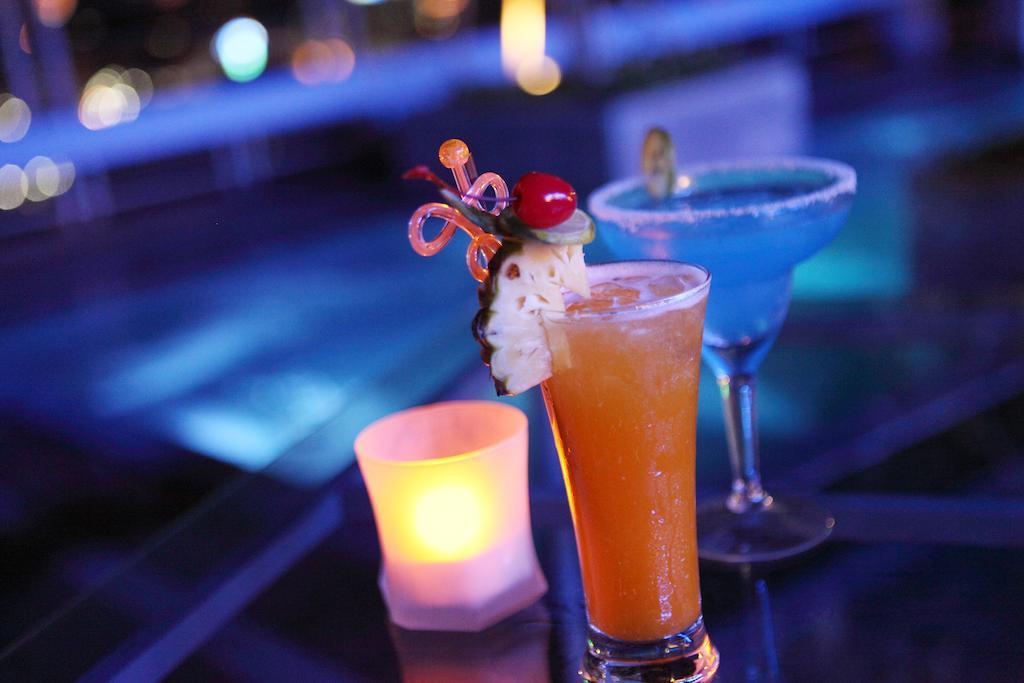 The Frangipani Living Arts Hotel And Spa Phnom Penh Esterno foto