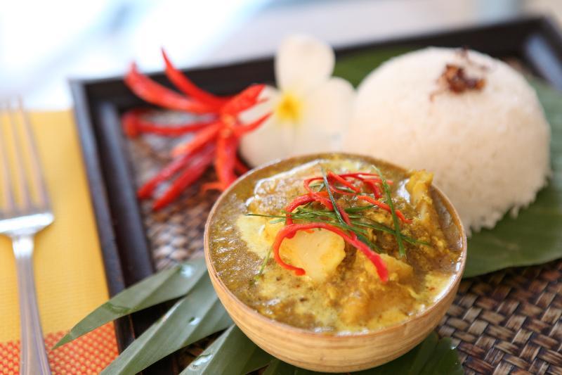 The Frangipani Living Arts Hotel And Spa Phnom Penh Esterno foto